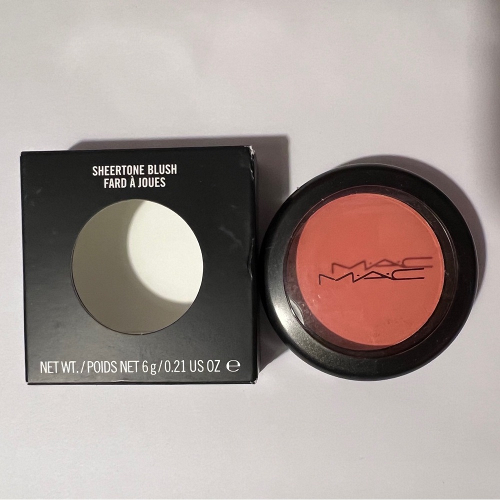 MAC Cosmetics Sheertone Blush β Peaches π - Picture 2 of 7